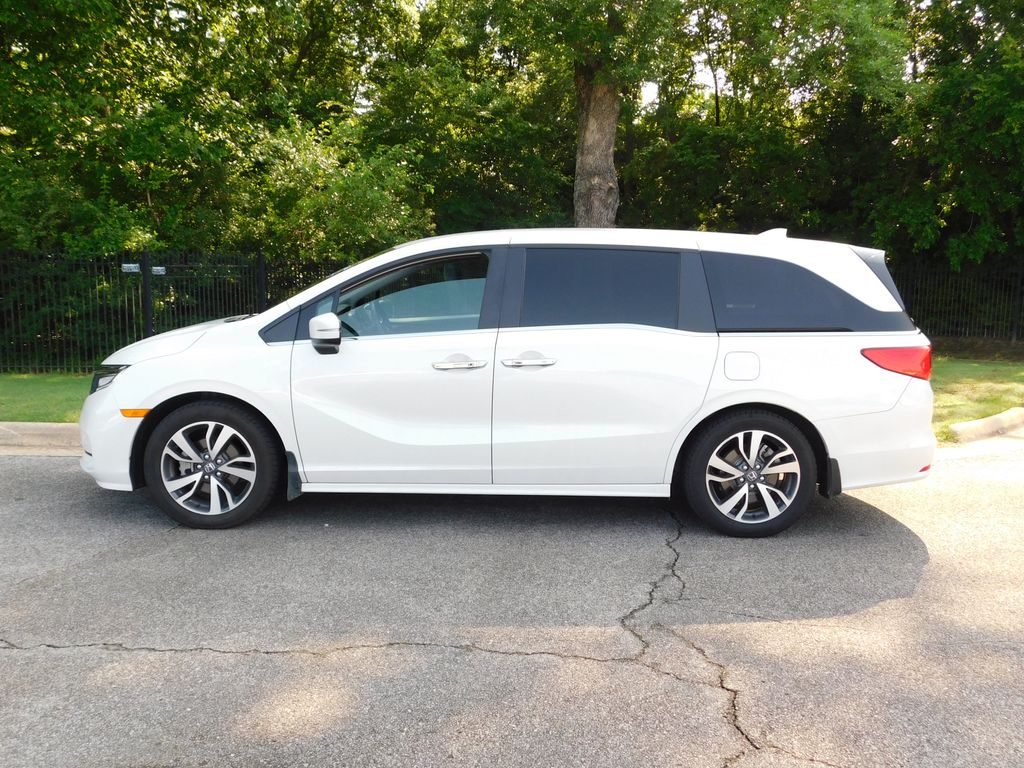 2023 Honda Odyssey Touring 2