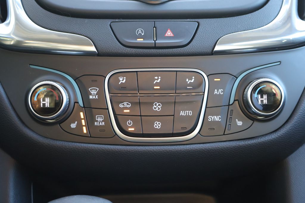 Thumbnail: 2022 Chevrolet Equinox - 19