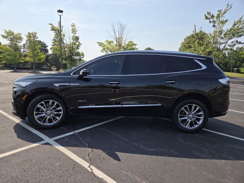 Used 2024 Black Buick Avenir image 22