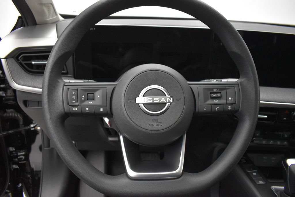 Thumbnail: 2026 Nissan Kicks - 15