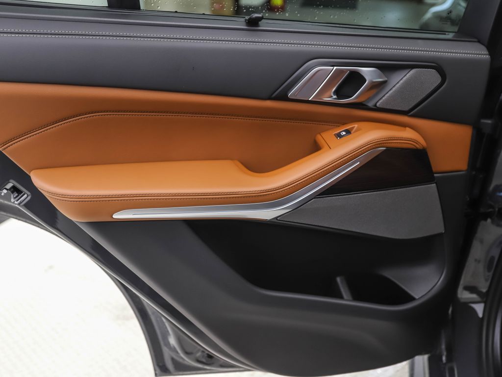 Thumbnail: 2026 BMW X5 - 20