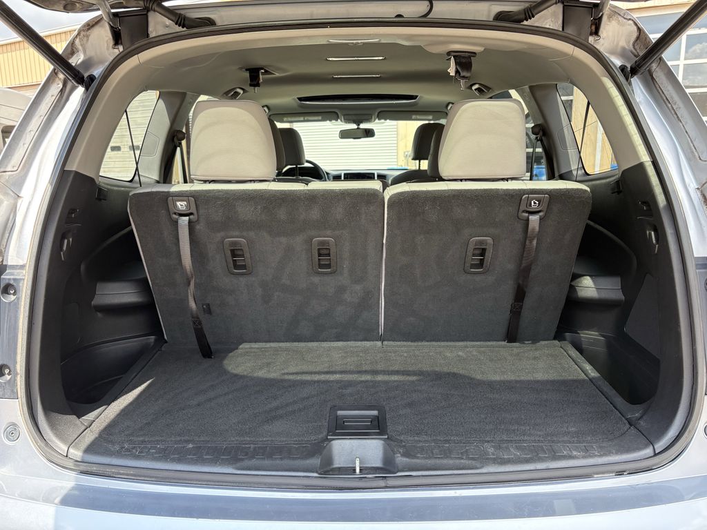 Used 2017 Lunar Silver Metallic Honda EX-L image 20