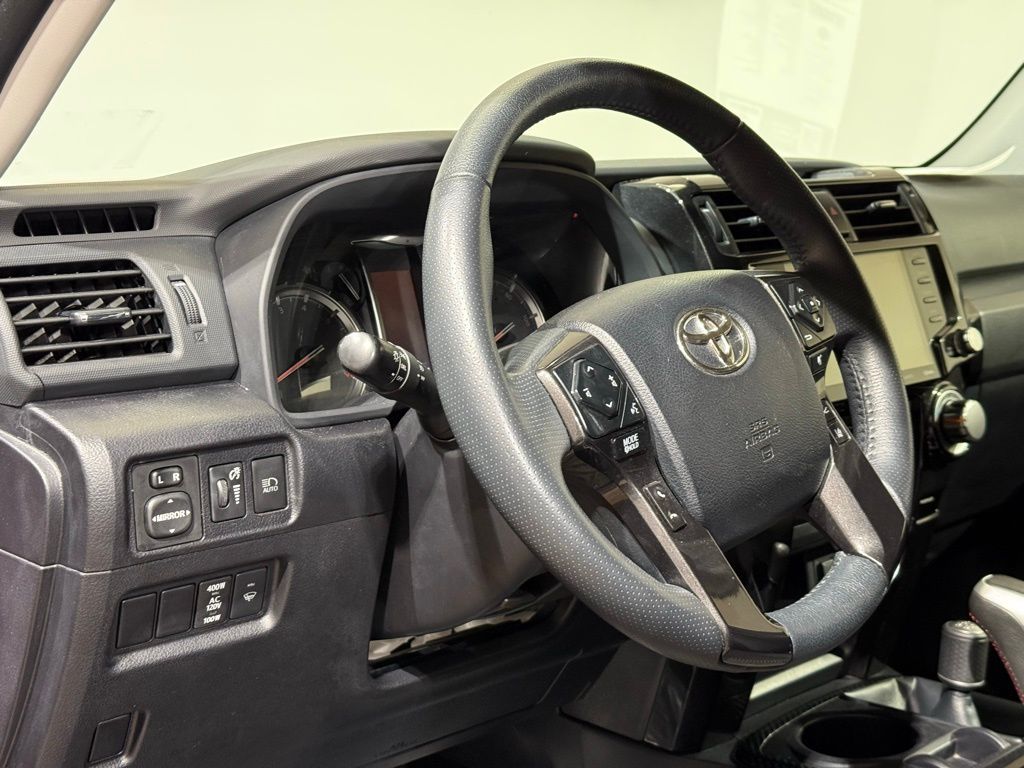 Thumbnail: 2024 Toyota 4Runner - 17
