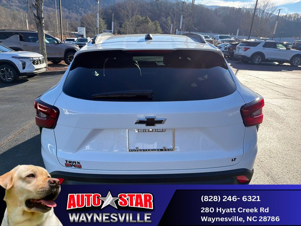 new 2025 Chevrolet Trax car, priced at $24,565