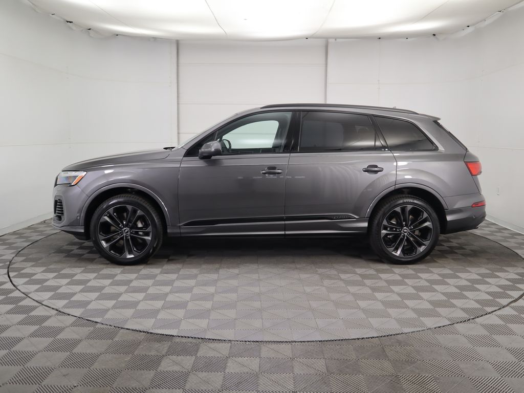 2025 Audi Q7  8