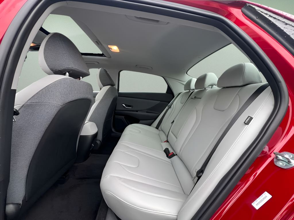 Used 2025 Hyundai Elantra Sedan