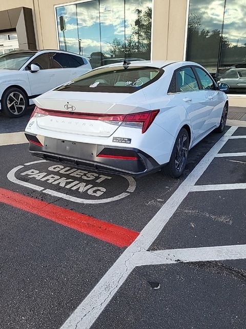 Thumbnail: 2024 Hyundai Elantra - 6