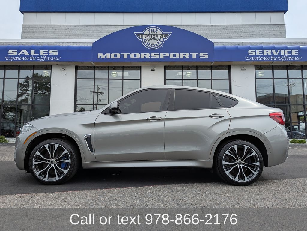 2018 BMW X6 M Gris (Gray Metallic) SUV/Crossover Tracción en las cuatro ruedas 8 velocidades Automática