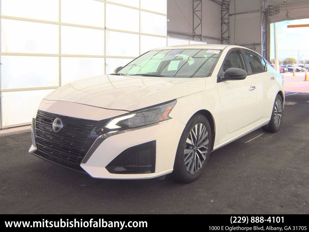 2025 Nissan Altima 2.5 SV