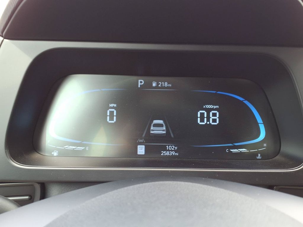 Used 2025 Hyundai Elantra Sedan