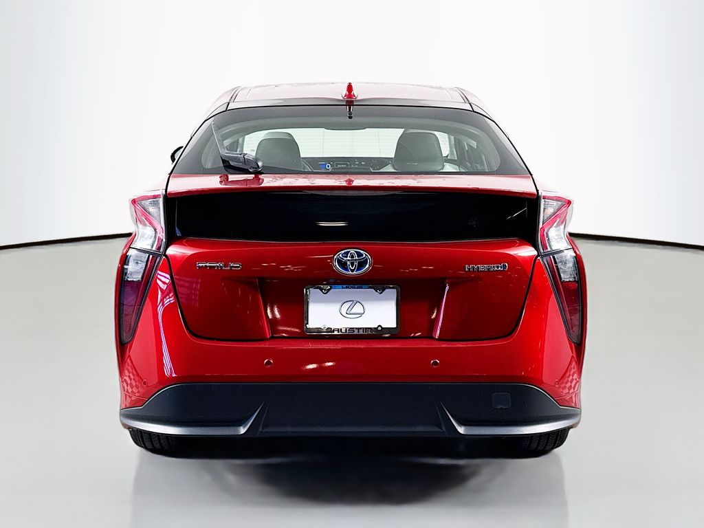 Thumbnail: 2016 Toyota Prius - 6