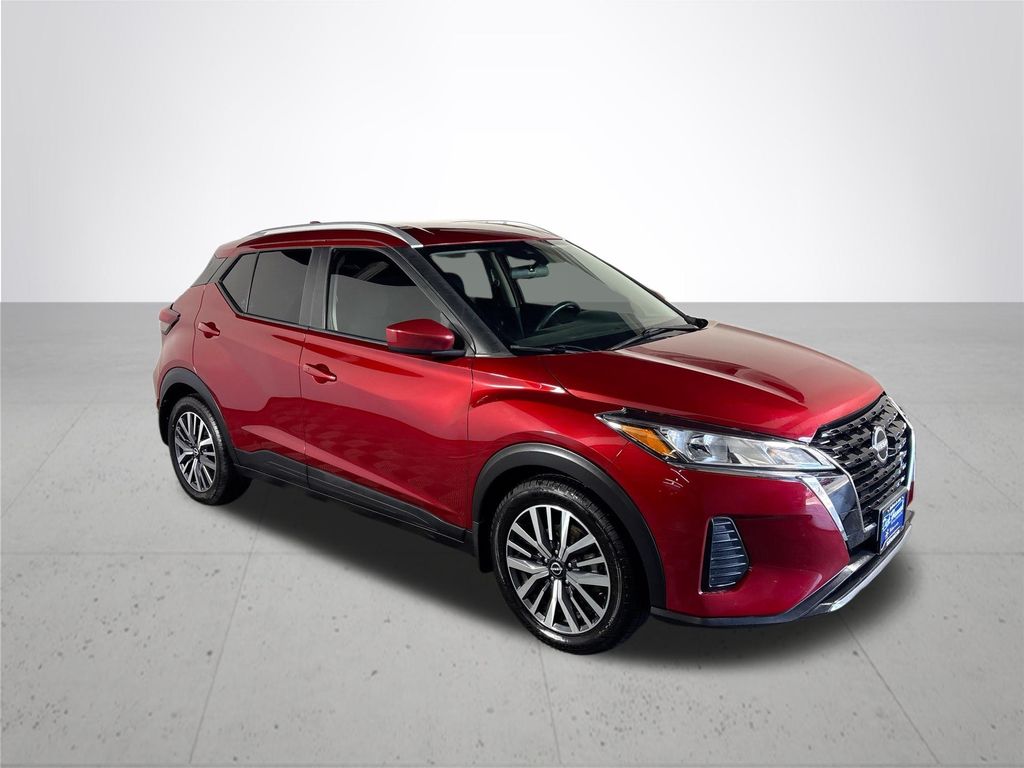 2022 Nissan Kicks SV