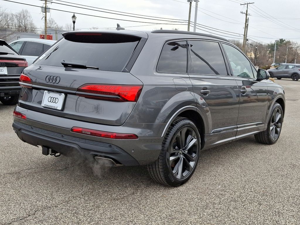 2025 Audi Q7 Premium Plus 4