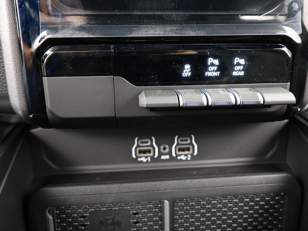 New 2026 Serrano Green Metallic Ram Big Horn/Lone Star image 20