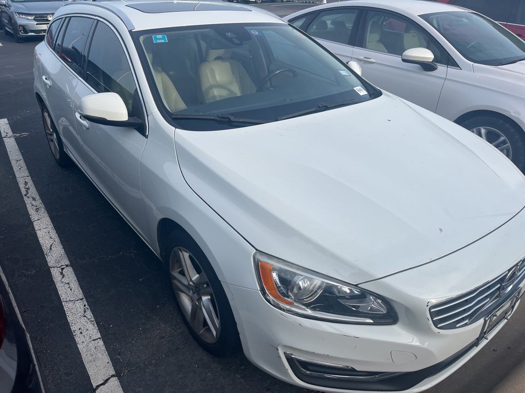 Thumbnail: 2015 Volvo V60 - 3