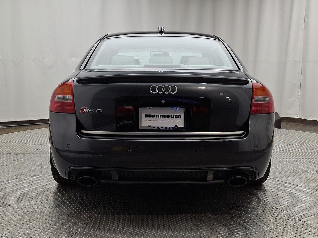 Thumbnail: 2003 Audi RS 6 - 5
