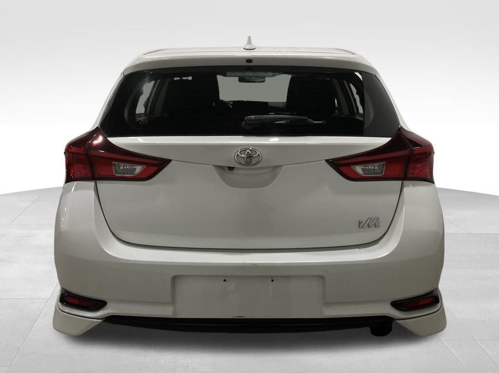 2017 Toyota Corolla iM 