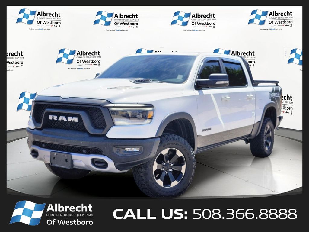 Bright White Clearcoat 2020 RAM 1500 Pickup Truck Four-Wheel Drive 8-Speed Automatic