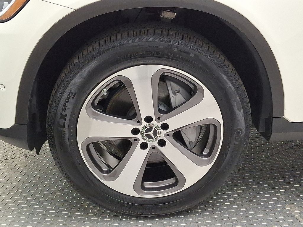 Thumbnail: 2022 Mercedes-Benz GLC - 8