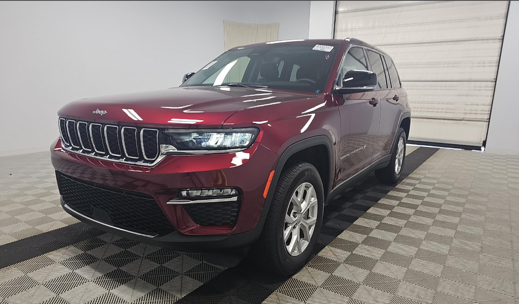 Velvet Red Pearlcoat 2023 Jeep Grand Cherokee SUV / Crossover Four-Wheel Drive 8-Speed Automatic
