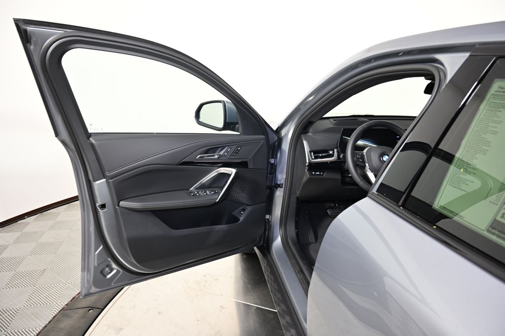 Thumbnail: 2026 BMW X2 - 21