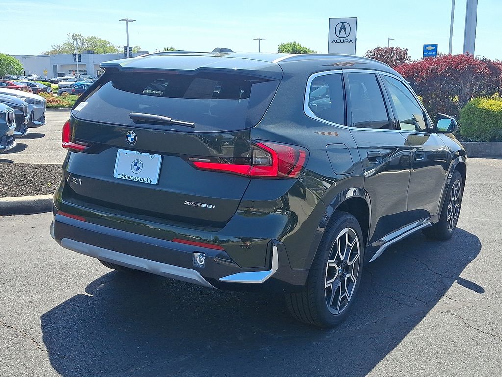 2025 BMW X1 xDrive28i 4