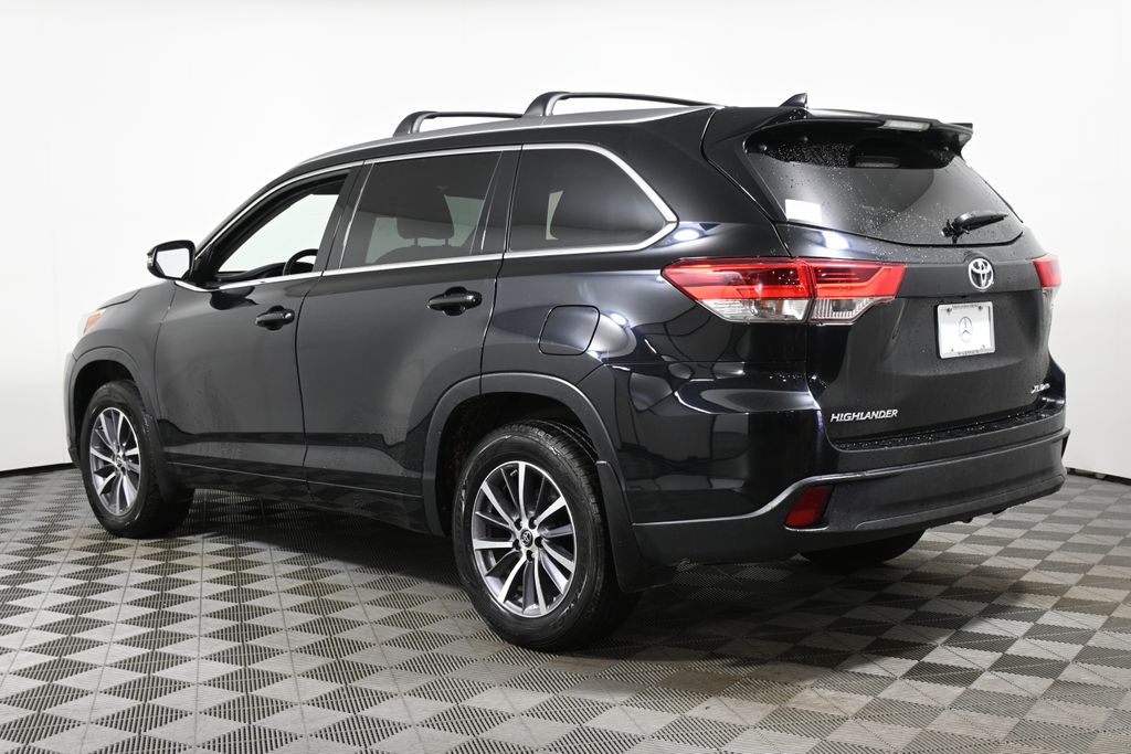 2018 Toyota Highlander XLE 8