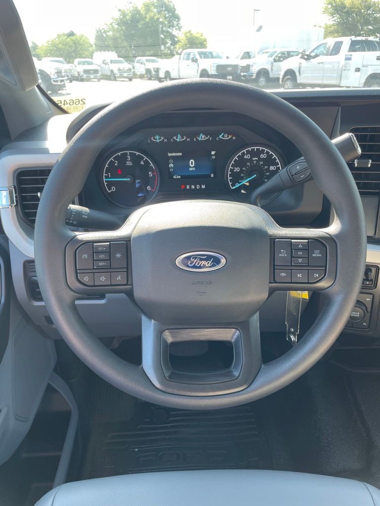 2026 Ford F-350 Chassis XL