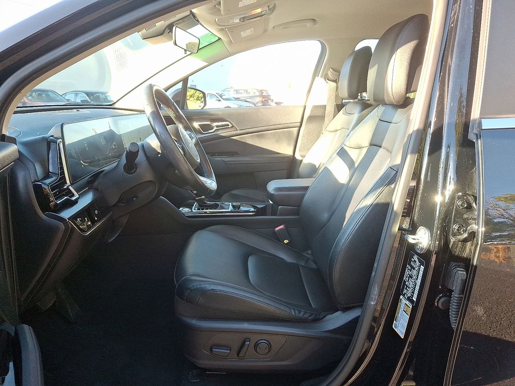 Thumbnail: 2023 Kia Sportage - 15
