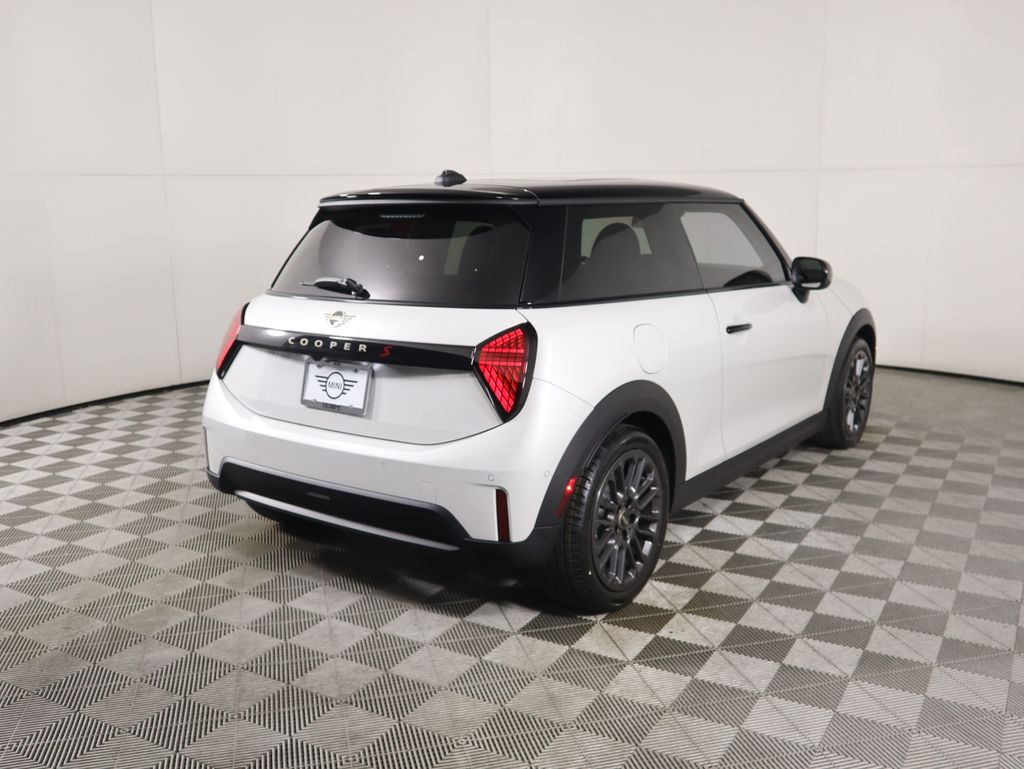 Thumbnail: 2026 MINI Cooper - 5