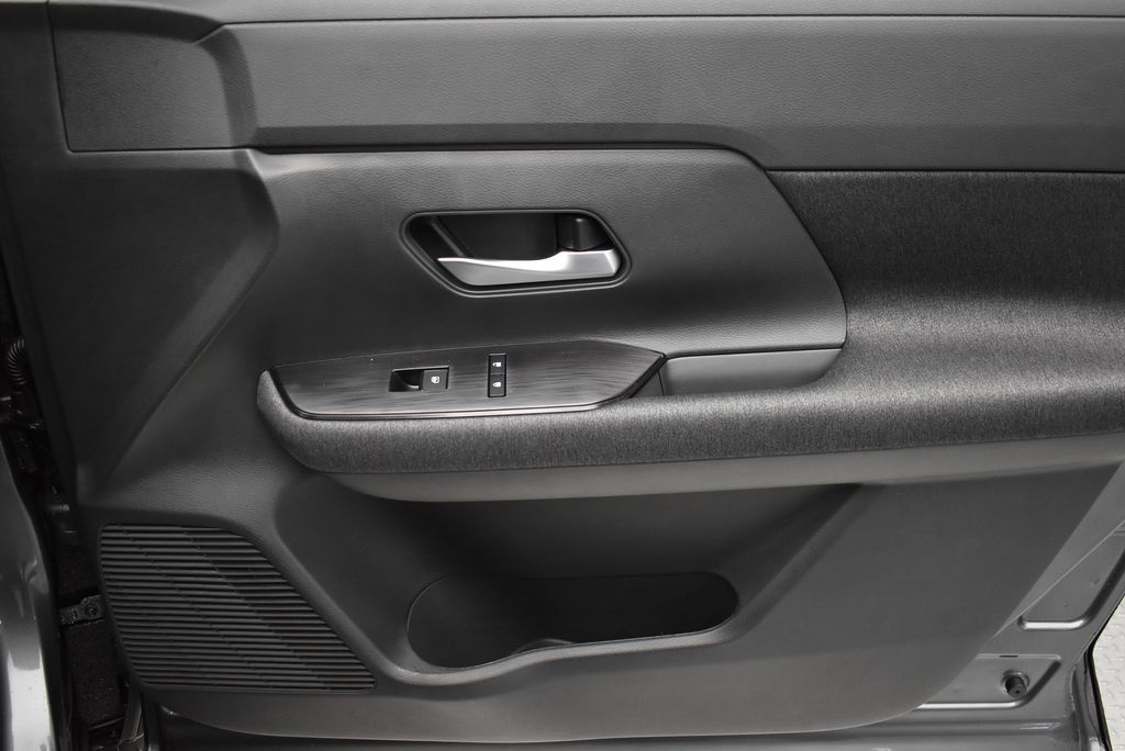 Thumbnail: 2026 Nissan Kicks - 22