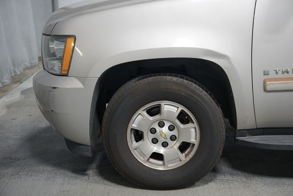 Thumbnail: 2007 Chevrolet Tahoe - 5