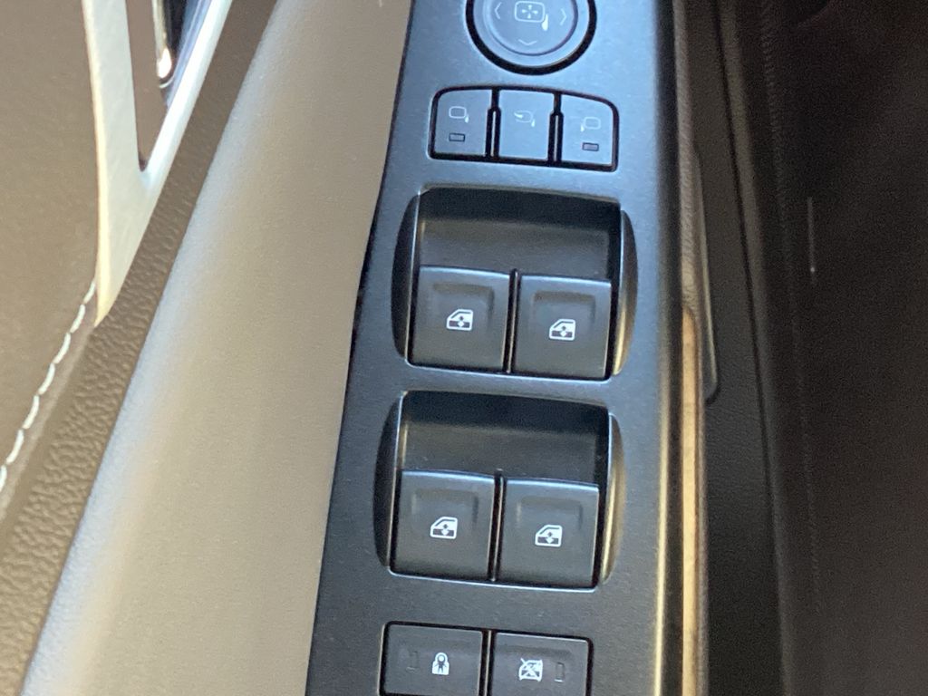 Used 2018 GMC Yukon SUV