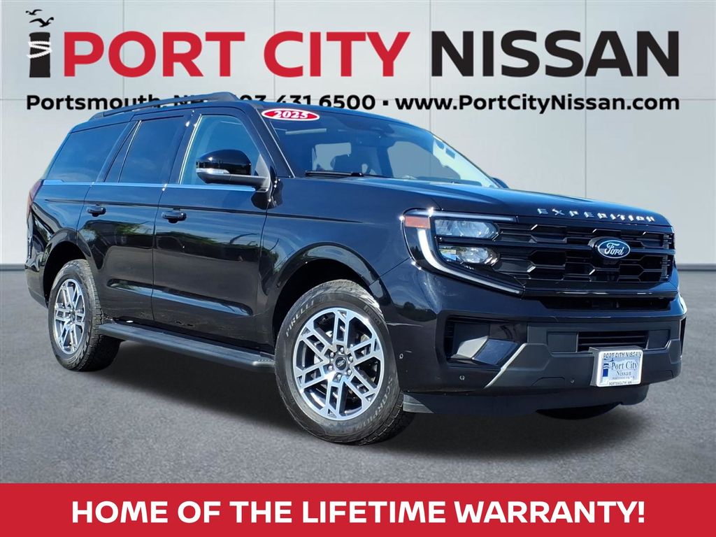 Agate Black Metallic 2025 Ford Expedition Active 4WD SUV / Crossover Four-Wheel Drive Automatic