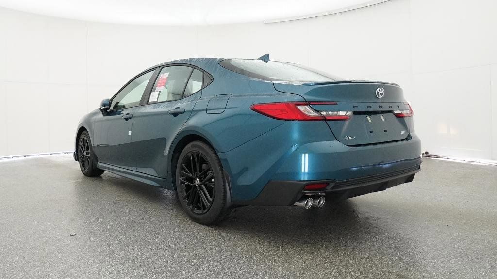 2025 Toyota Camry SE 9