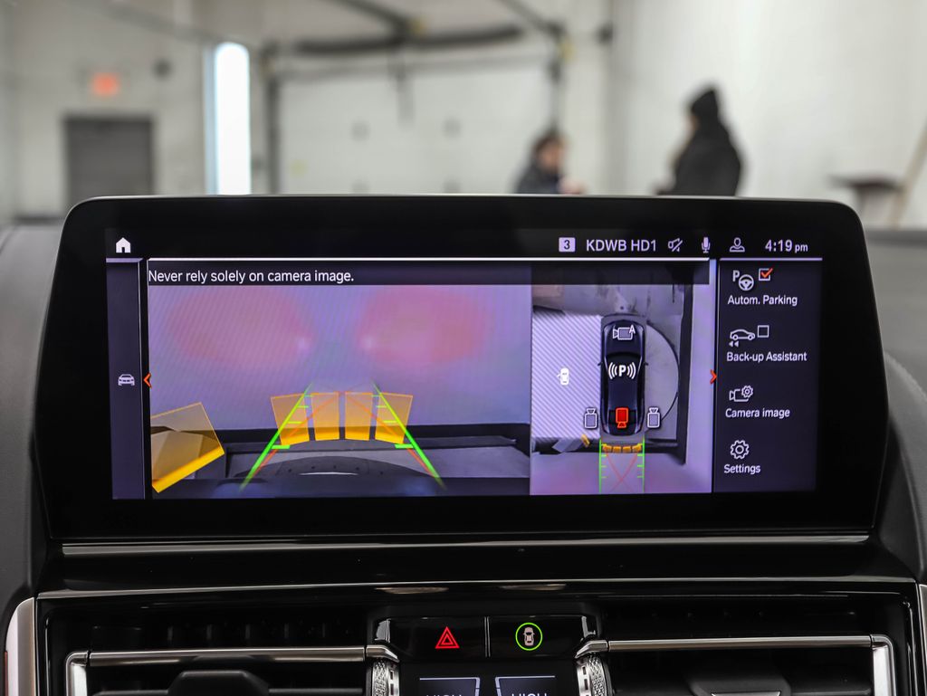 Thumbnail: 2023 BMW 8 Series - 17