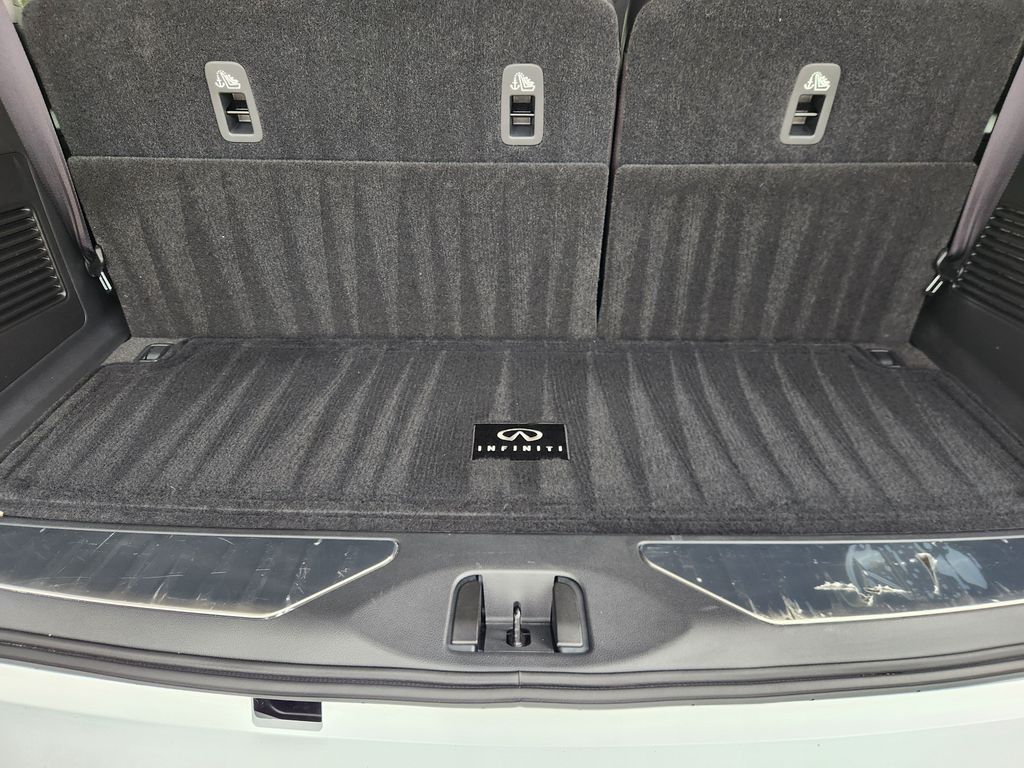2026 INFINITI QX80 LUXE White at Bayway Cadillac Southwest