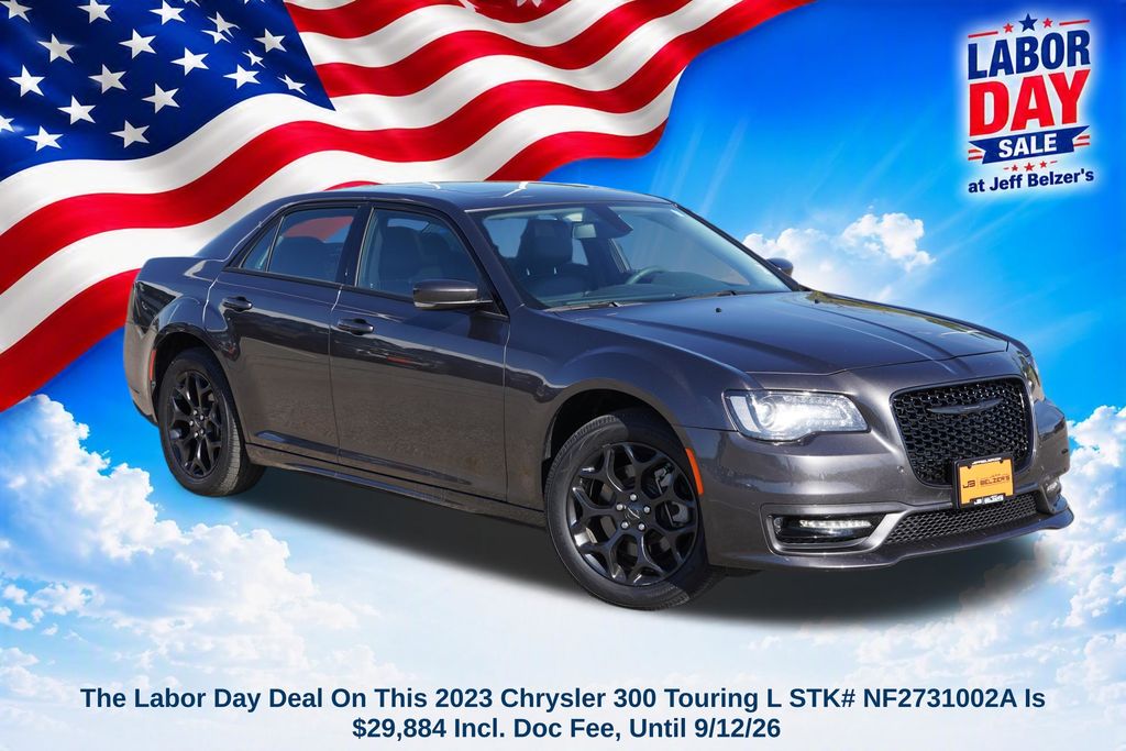 2023 Chrysler 300 Touring L AWD