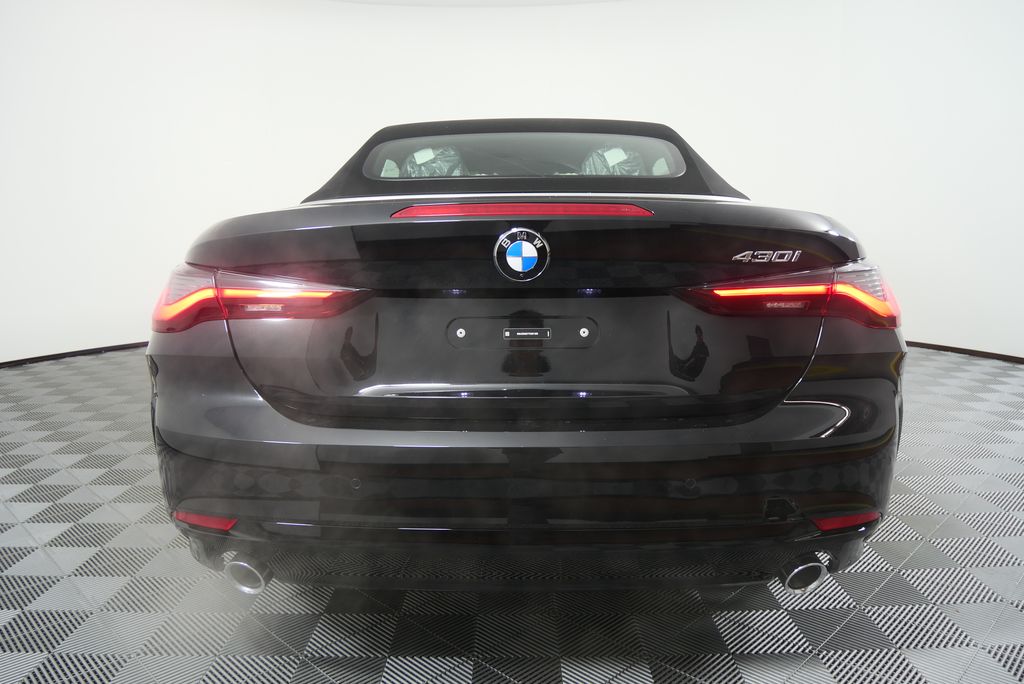 Thumbnail: 2026 BMW 4 Series - 5