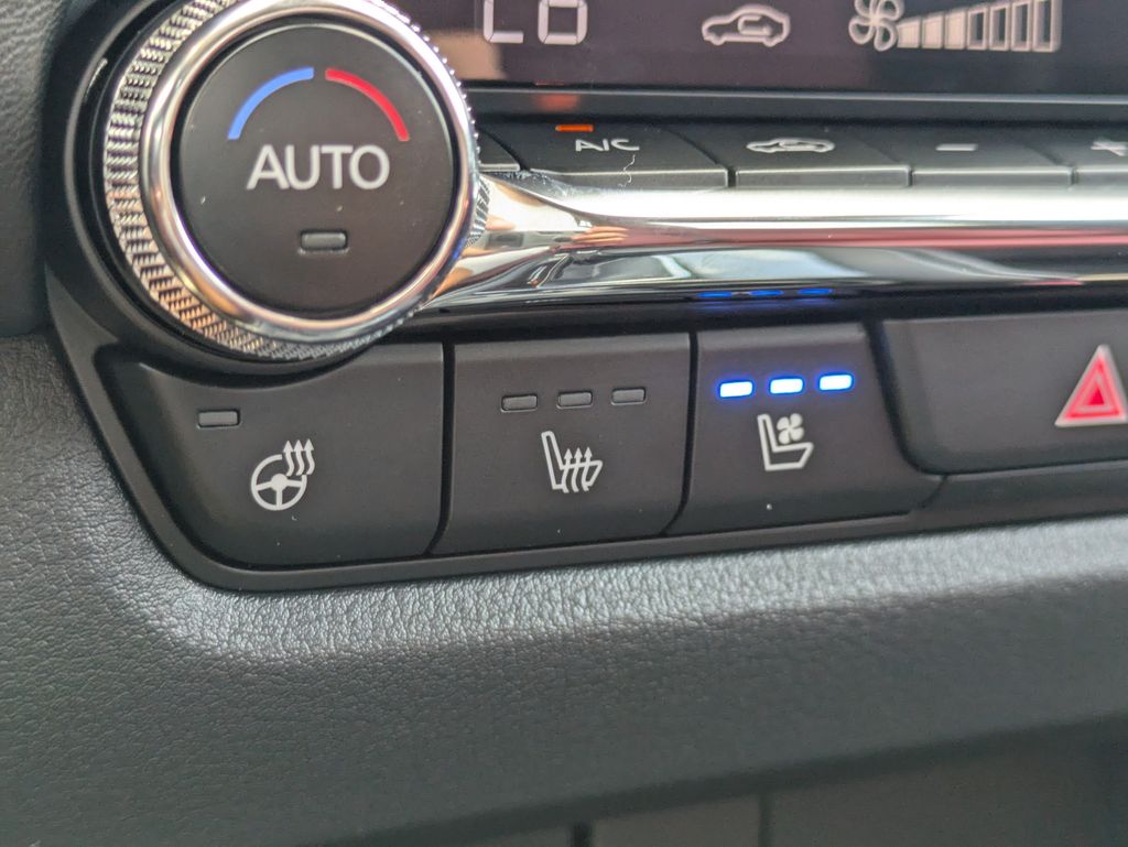 2026 Mazda CX-50 Hybrid Premium Plus