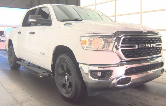 Bright White Clearcoat 2022 RAM 1500 Pickup Truck Four-Wheel Drive 8-Speed Automatic