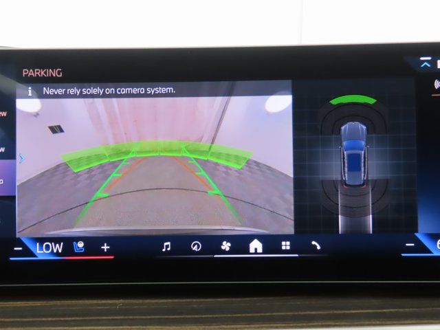 Thumbnail: 2025 BMW X5 - 15