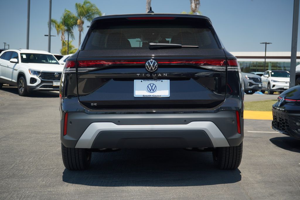 Thumbnail: 2025 Volkswagen Tiguan - 4