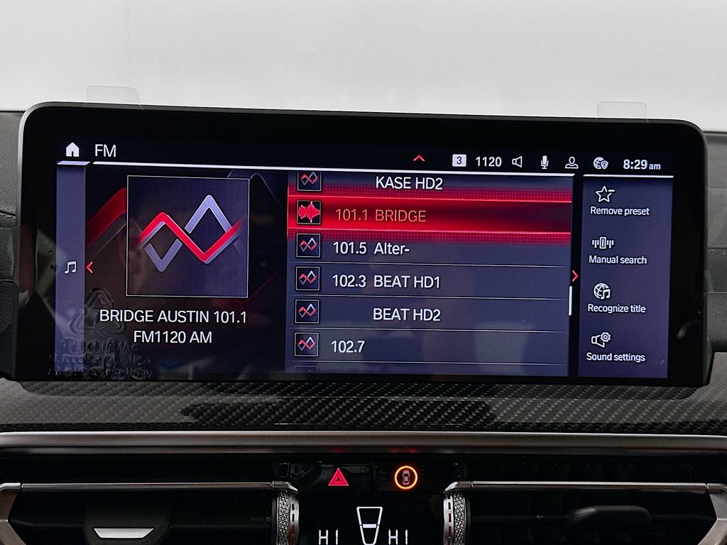 Thumbnail: 2025 BMW X4 - 11