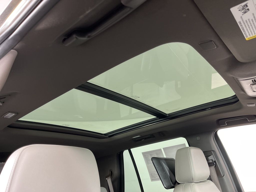 Thumbnail: 2021 Chevrolet Tahoe - 6