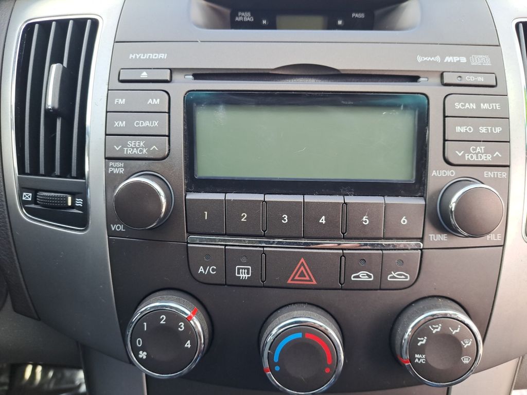 Used Car 2009 Hyundai Sonata  Gls For Sale Under $10,000 In Austin, Texas