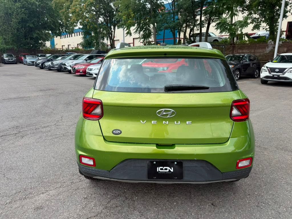 Used 2023 Hyundai Venue SUV