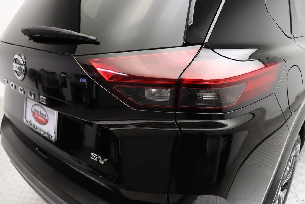 Thumbnail: 2021 Nissan Rogue - 9