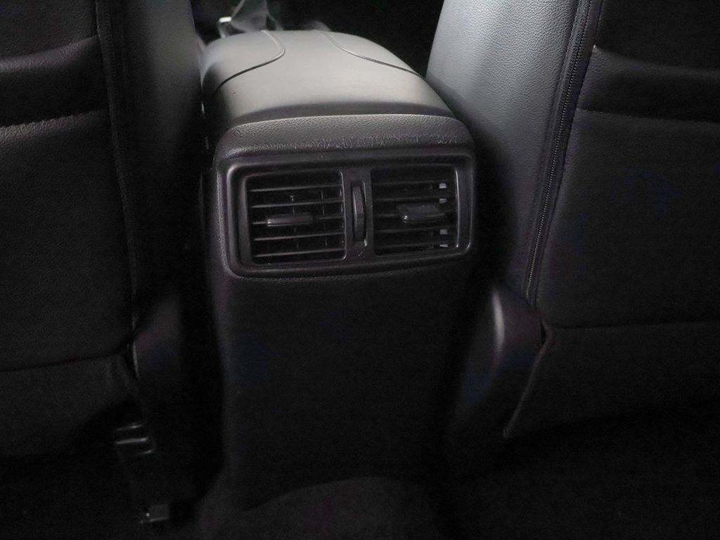 Used 2018 Blue Nissan SL image 48