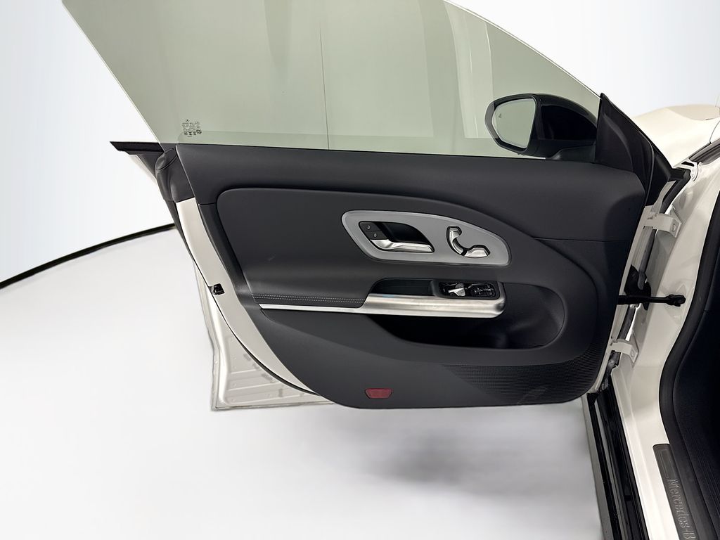 Thumbnail: 2026 Mercedes-Benz CLA - 25